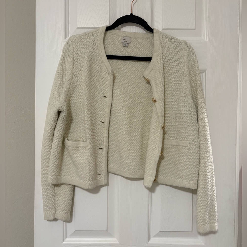 Cream Cardigan Lady Jacket